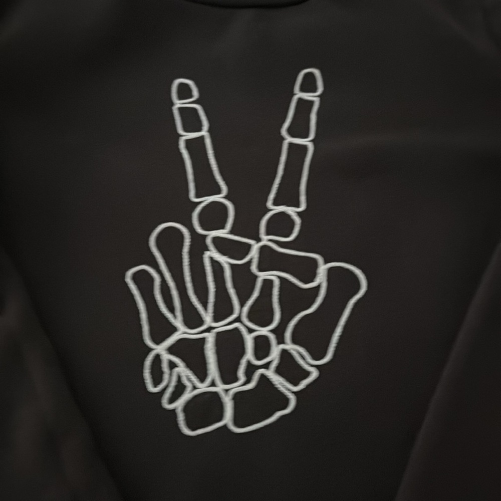 Sweatshirt - Picture 2 of 3